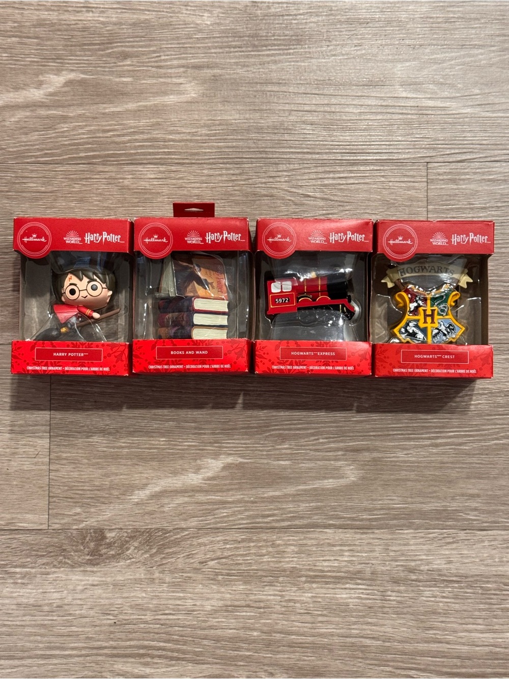 Hallmark Harry Potter Red Collectible Ornament Set - Hogwarts Express & Crest
